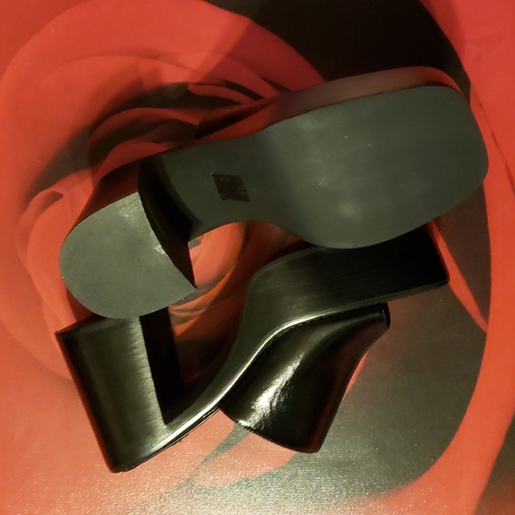 Jeffrey Campbell Heels - Picture 5 of 8